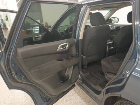2014 Nissan Pathfinder S