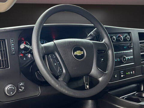 2020 Chevrolet Express 2500