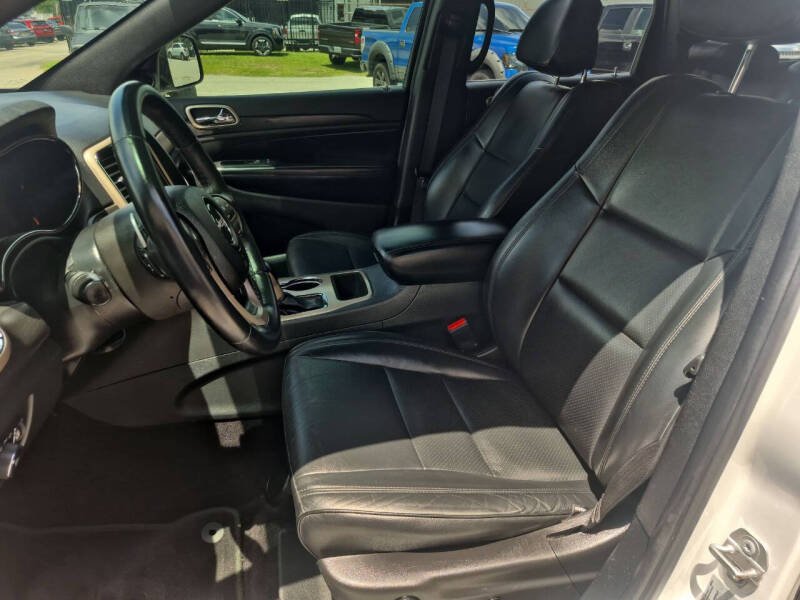 2017 Jeep Grand Cherokee Laredo