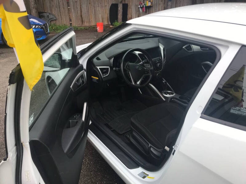 2017 Hyundai Veloster