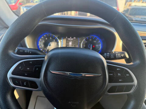 2020 Chrysler Voyager LXi