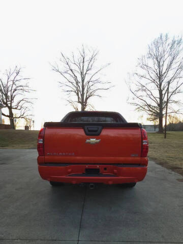 2011 Chevrolet Avalanche LT