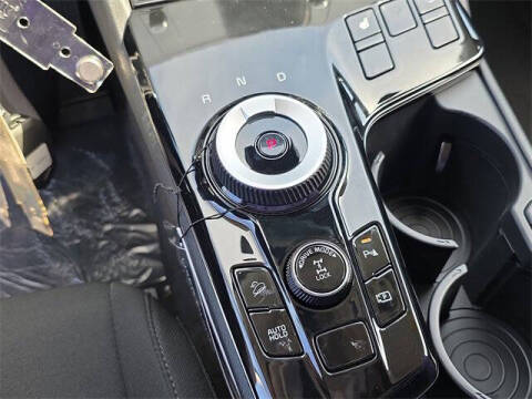 2025 Kia Sportage Hybrid LX