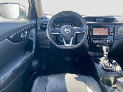 2020 Nissan Rogue SL