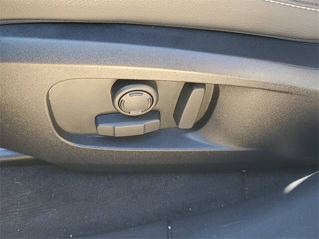 2024 Jaguar F-PACE P250 R-Dynamic S