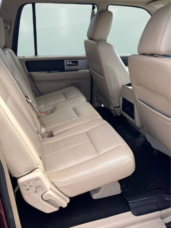 2017 Ford Expedition EL XLT