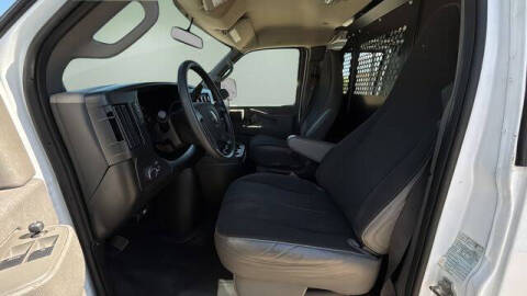 2024 GMC Savana 2500