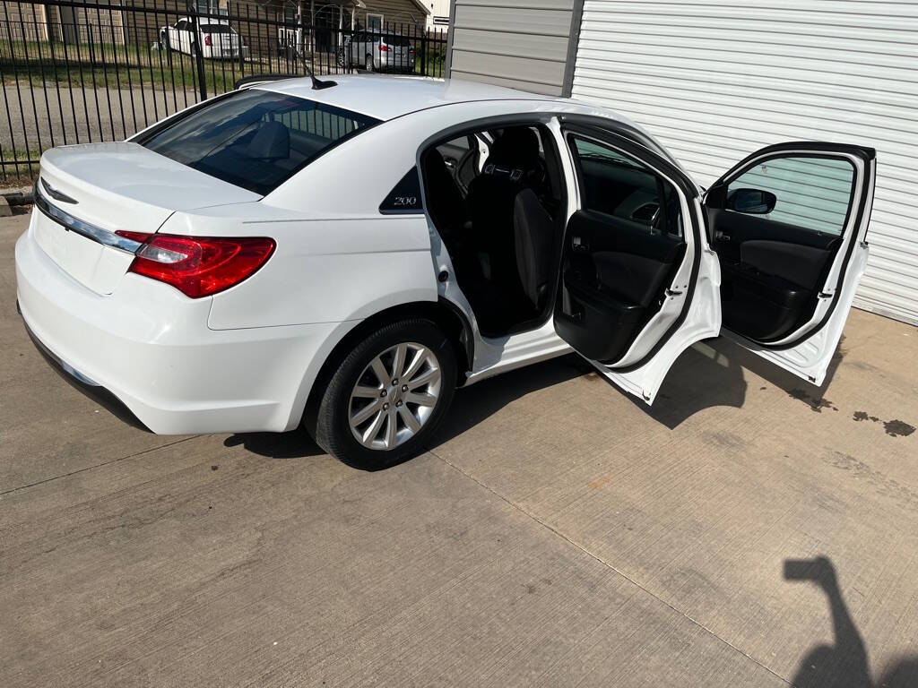 2013 Chrysler 200 for sale at Auto Haus Imports in Grand Prairie, TX