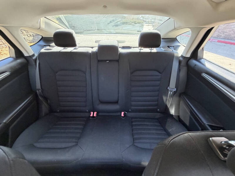 2013 Ford Fusion Hybrid SE