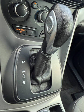 2015 Ford Escape SE