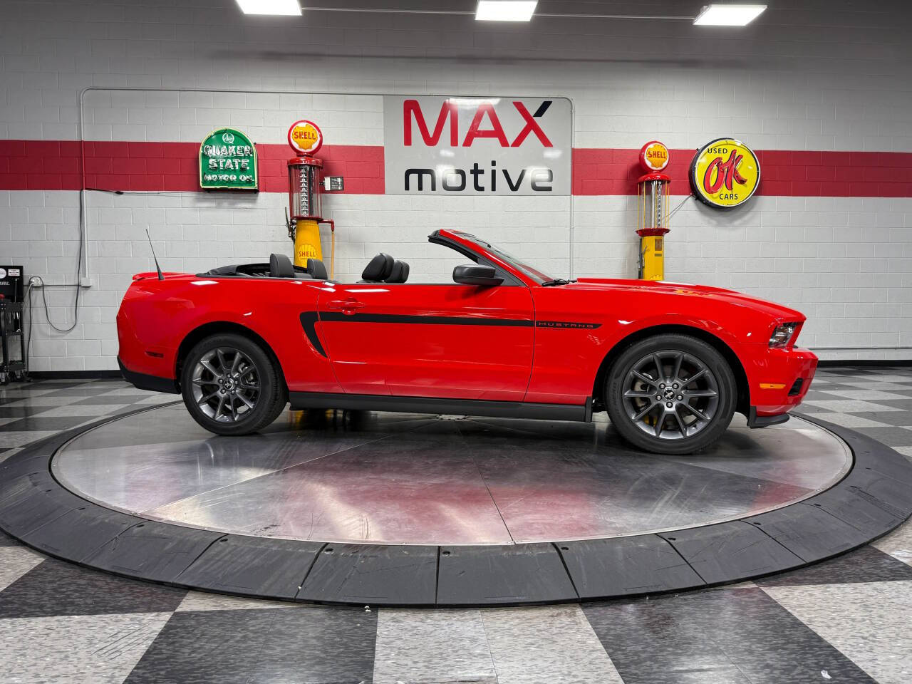 2011 Ford Mustang 100