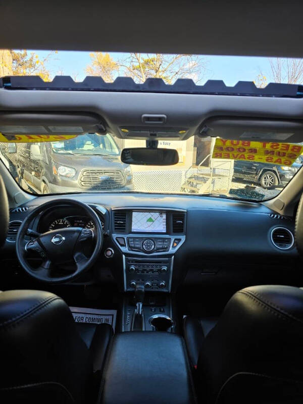 2018 Nissan Pathfinder Platinum