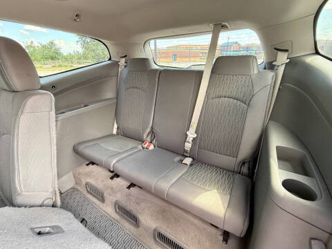 2017 Chevrolet Traverse LS