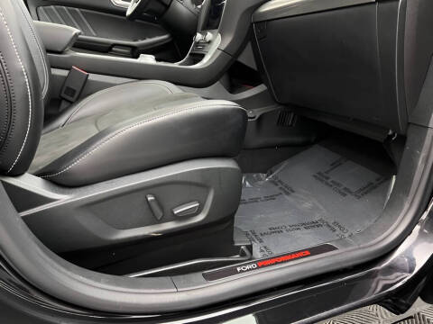 2022 Ford Edge ST