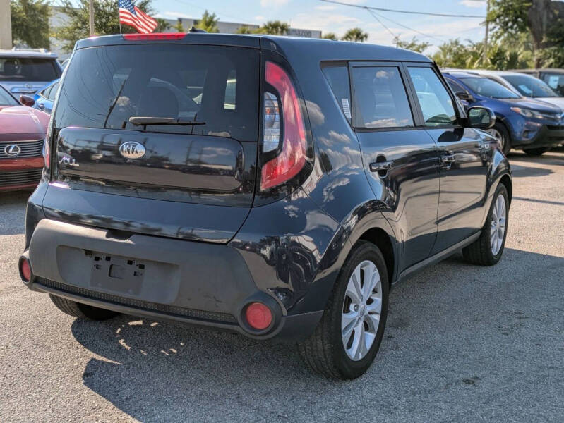 2014 Kia Soul +