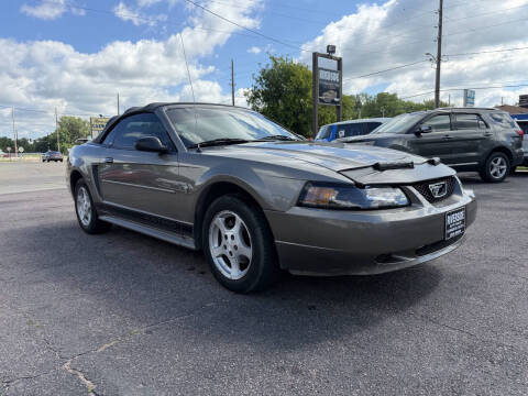 2002 Ford Mustang Deluxe