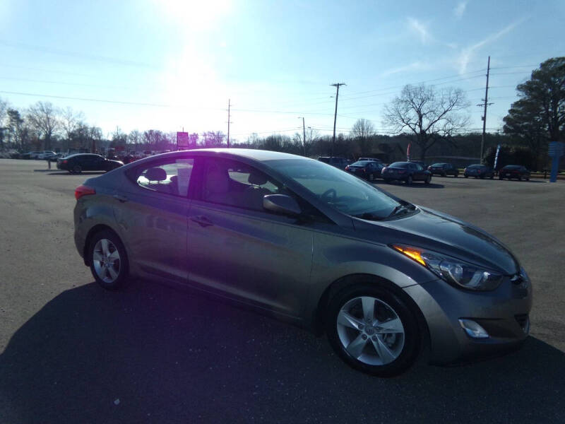 2013 Hyundai Elantra GLS photo 3