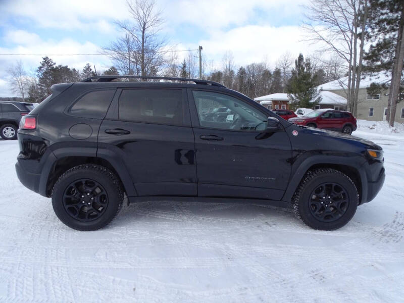 2022 Jeep Cherokee Trailhawk