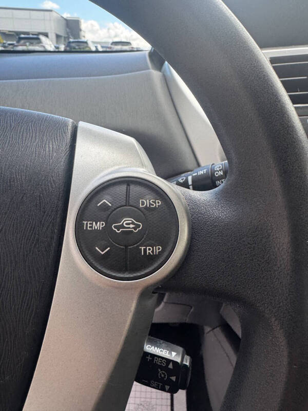 2012 Toyota Prius v Two