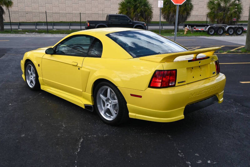 2001 Ford Mustang