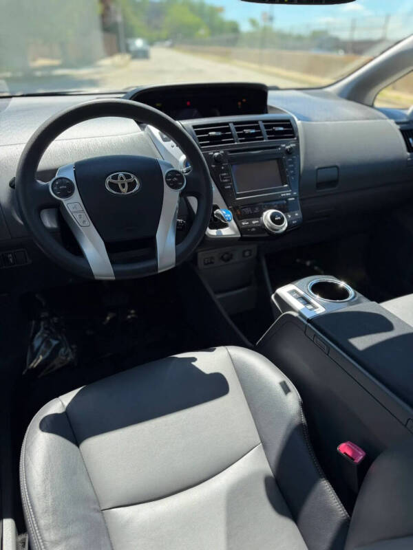 2012 Toyota Prius v