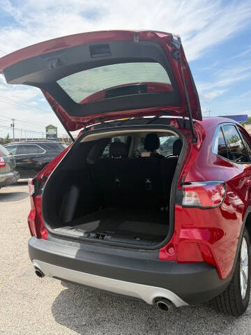 2020 Ford Escape SE