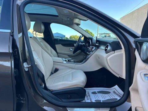 2016 Mercedes-Benz C-Class