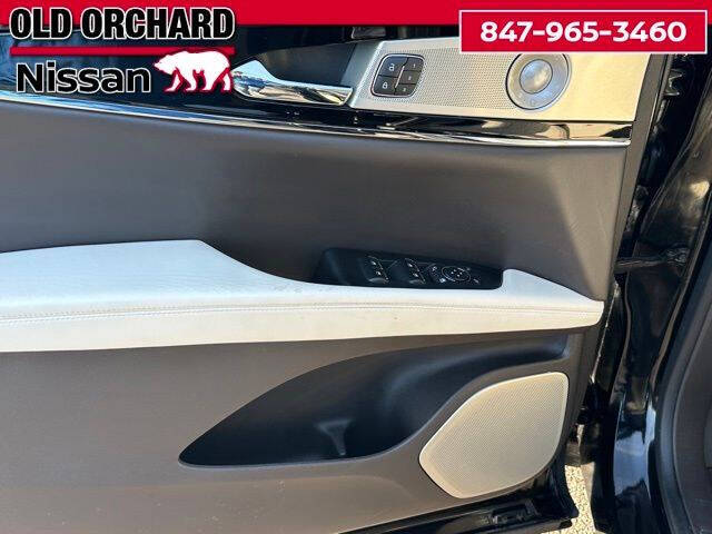 2022 Lincoln Nautilus Black Label