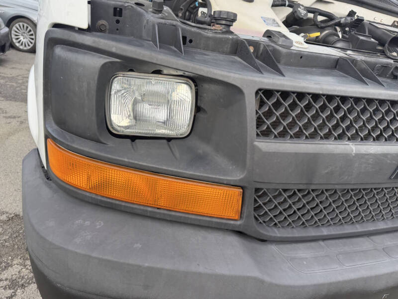 2017 Chevrolet Express 2500