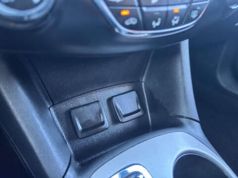 2017 Chevrolet Cruze LS Auto