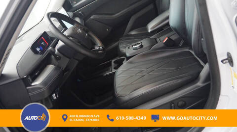 2022 Ford Mustang Mach-E Select