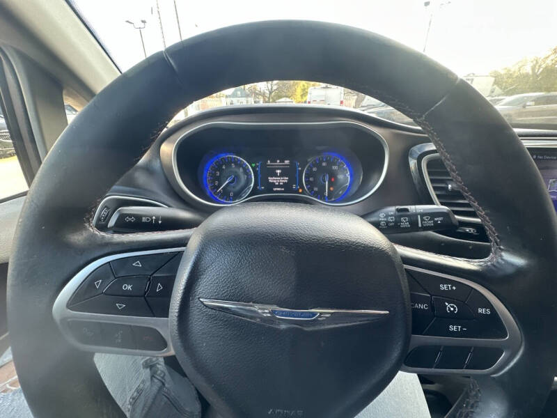 2017 Chrysler Pacifica Touring Plus