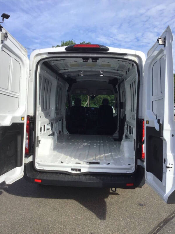 2022 Ford Transit
