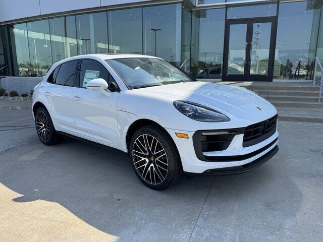 2025 Porsche Macan S