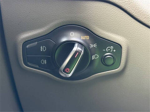 2017 Audi Q5 2.0T quattro Premium Plus