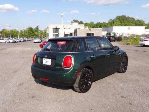 2017 MINI Hardtop 4 Door Cooper