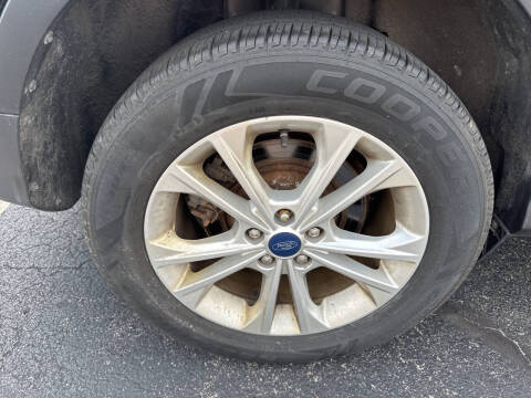 2017 Ford Escape SE