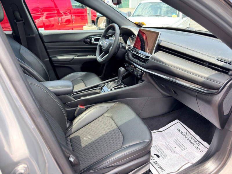 2023 Jeep Compass Altitude