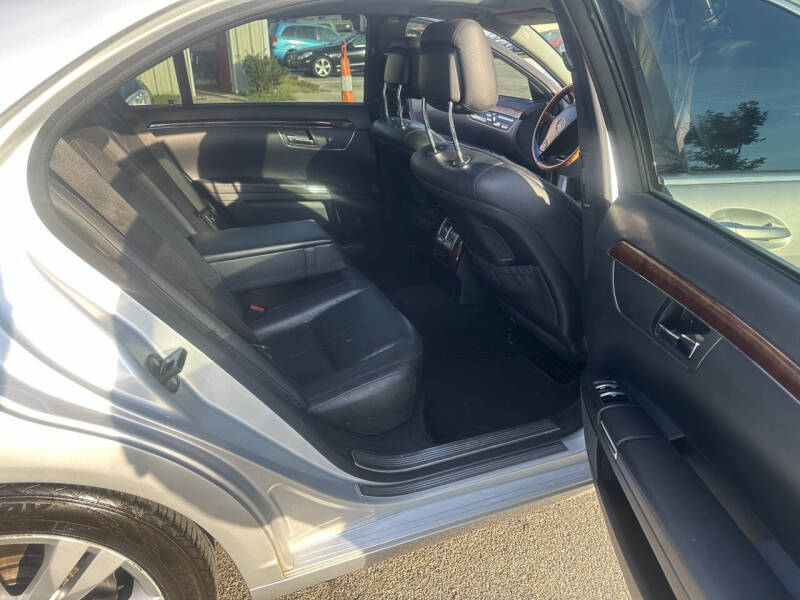 2009 Mercedes-Benz S-Class S 550 4MATIC