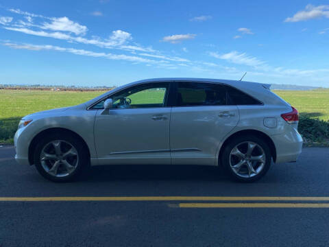 2011 Toyota Venza for sale at M AND S CAR SALES LLC in Independence OR