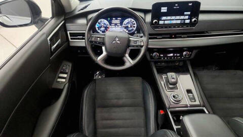 2022 Mitsubishi Outlander
