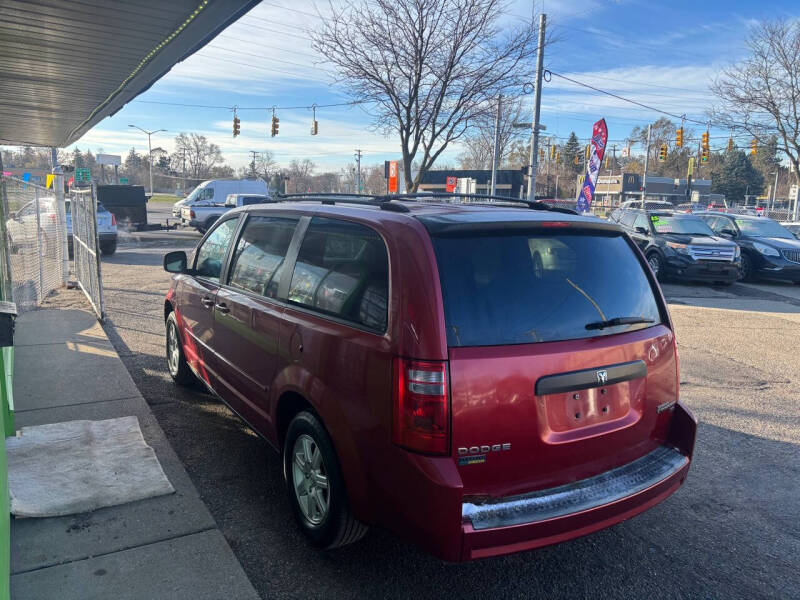 2009 Dodge Grand Caravan null photo 4