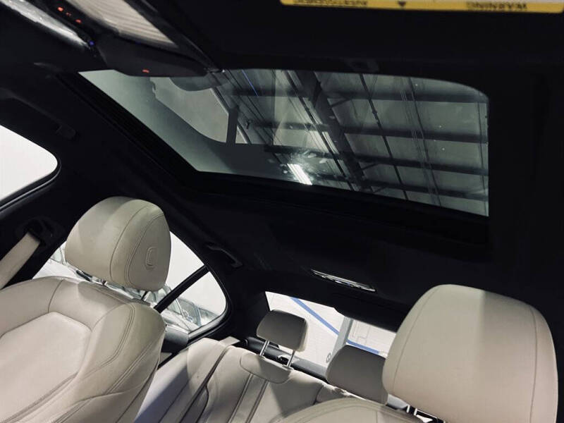 2019 BMW 5 Series 530i