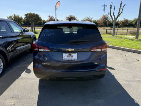 2022 Chevrolet Equinox LS