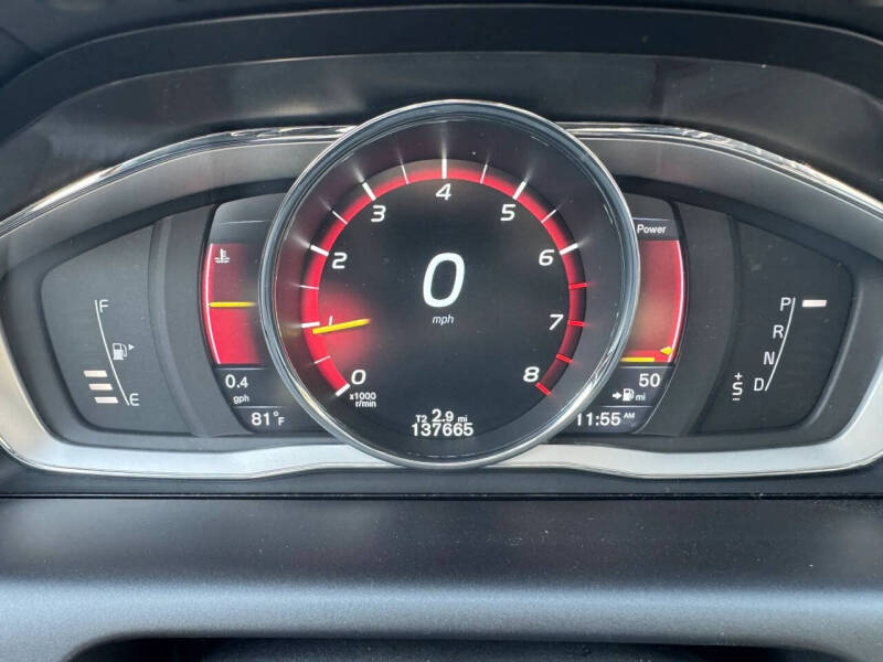 2016 Volvo XC60 T5 Drive-E Premier