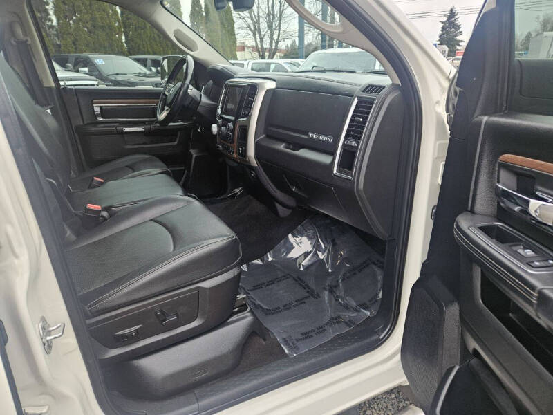 2017 RAM 1500 Laramie