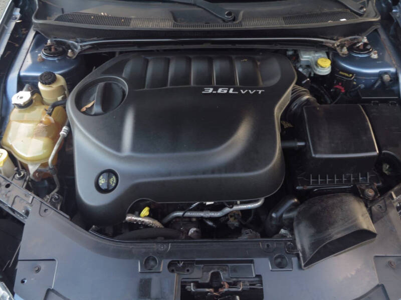 2011 Chrysler 200 Limited