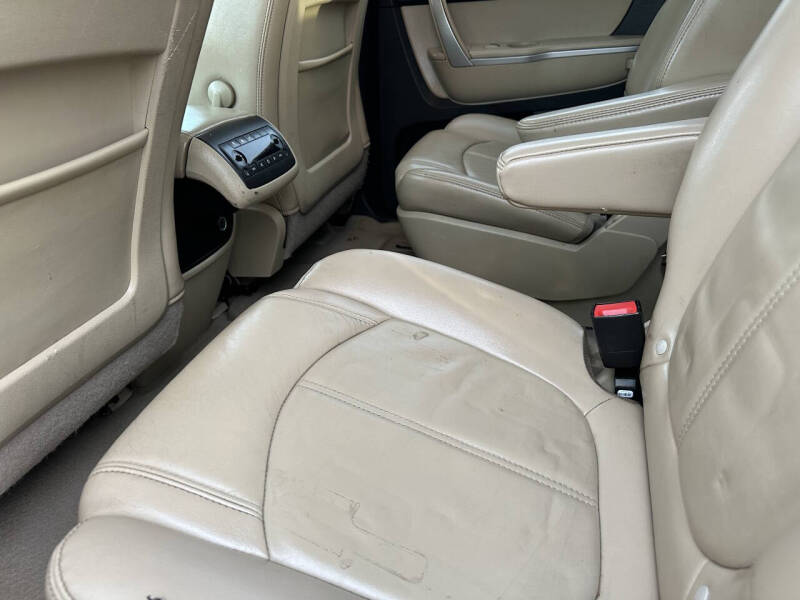 2010 GMC Acadia SLT-1