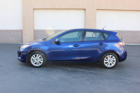 2013 Mazda MAZDA3 i Touring