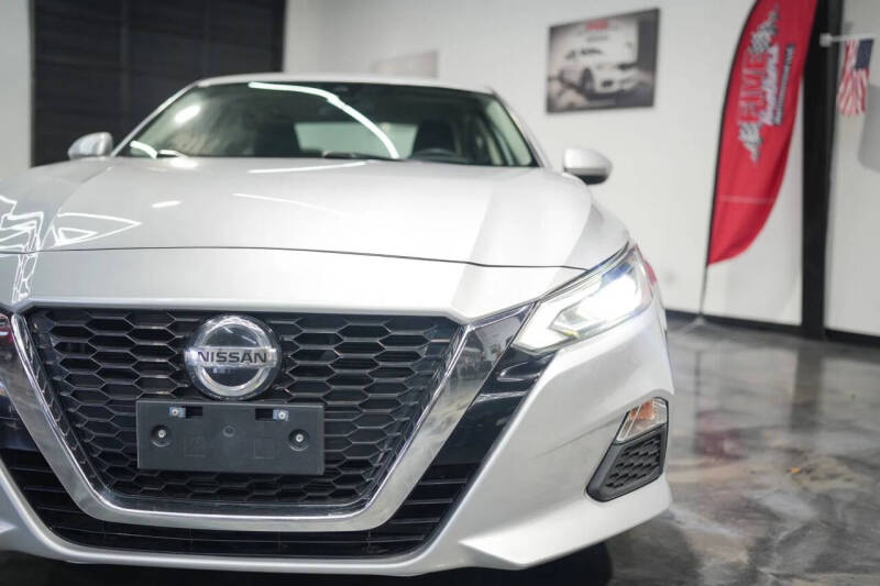 2021 Nissan Altima 2.5 SV